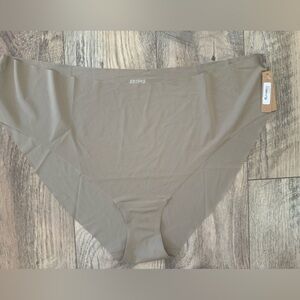 (2 panties)SKIMS 4X. Free Cut Stretchable Thong Desert  & Boy-short Sienna
